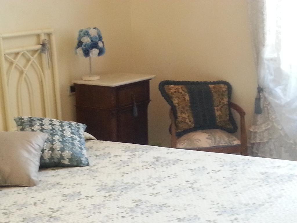 Casa Simonetti Bed & Breakfast Torre del Lago Puccini Room photo
